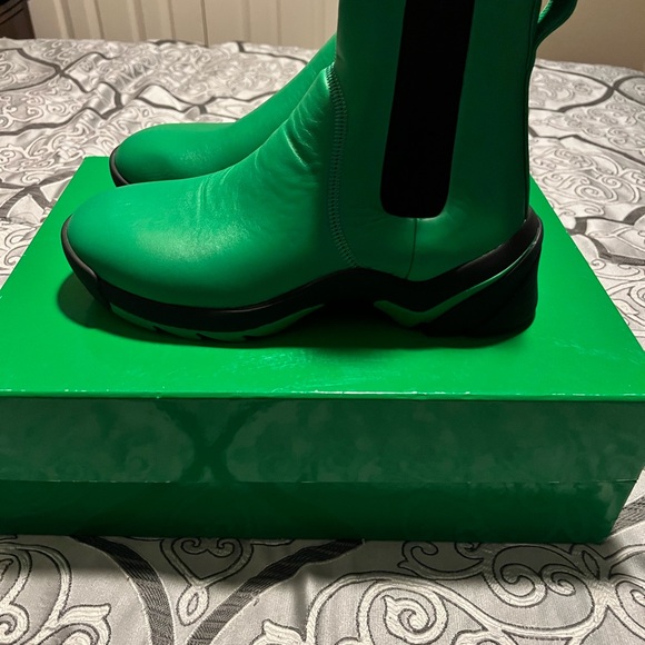 Brand New Leather Boots - Picture 4 of 7